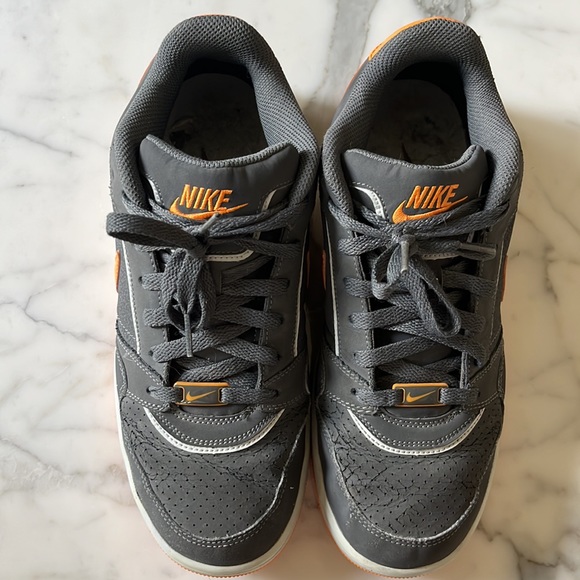 Nike Air Prestige III Grey and Orange - Picture 4 of 7